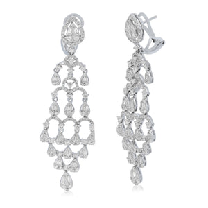 2.96ct Diamond Earrings set in 18KT White Gold / EM102
