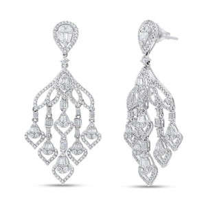 2.04ct Diamond Earrings set in 18KT White Gold / EM106