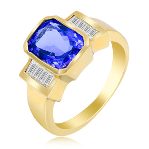 0.33ct Diamond and 2.95ct Tanzanite Ring set in 18KT Yellow Gold / MB2650