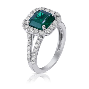 1.15ct Diamond and 3.35ct Emerald Ring set in 18KT White Gold / RJ991JE